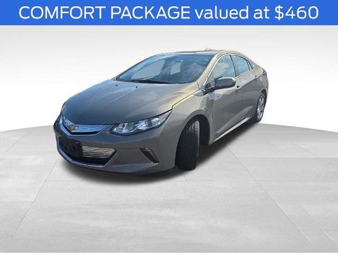 Used 2017 Chevrolet Volt LT w/ Comfort Package FWD image 4