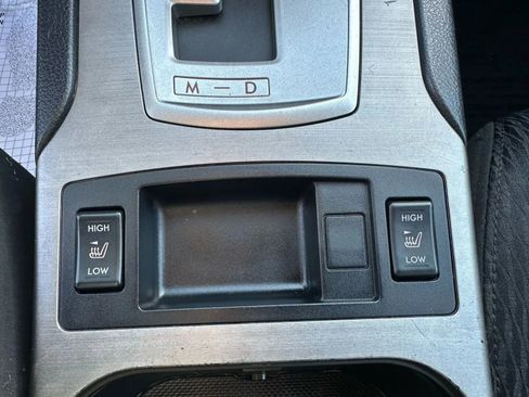 Used 2011 Subaru Legacy 2.5i Premium w/ All-Weather Pkg image 24