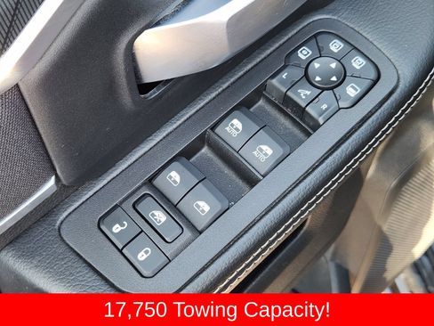 Used 2025 RAM 2500 Big Horn AWD/4WD image 35