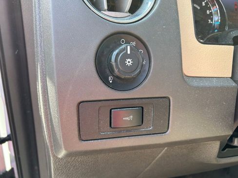 Used 2012 Ford F150 XLT w/ XLT Chrome Pkg image 18