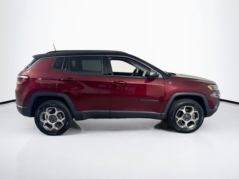 Used 2022 Jeep Compass Trailhawk w/ Sun and Sound Group AWD/4WD image 4