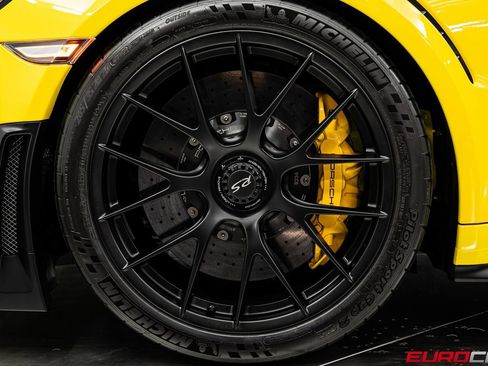 Used 2018 Porsche 911 GT2 RS RWD image 28