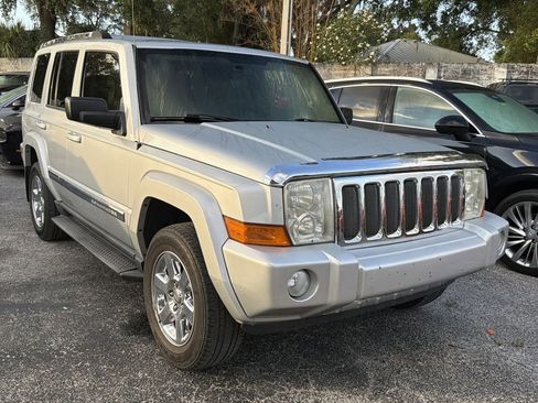 Used 2007 Jeep Commander Limited RWD image 1
