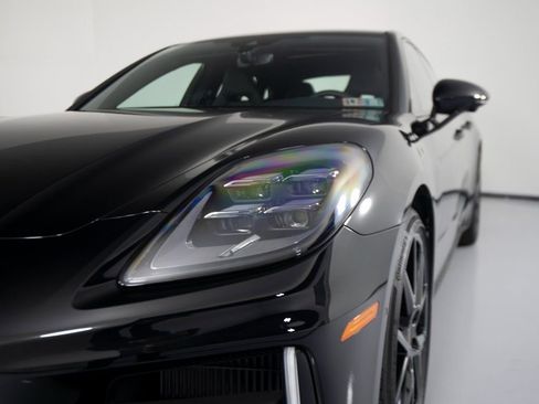 New 2026 Porsche Panamera 4 image 14