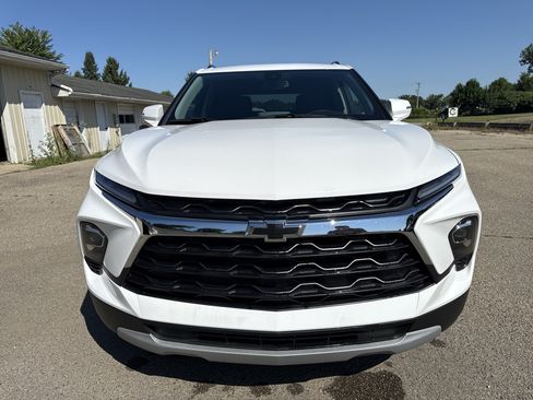 Used 2024 Chevrolet Blazer LT w/ LPO, Floor Liner Package FWD image 11