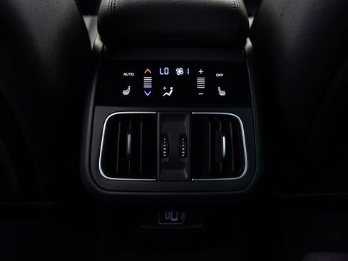 Used 2024 Maserati Grecale GT image 64