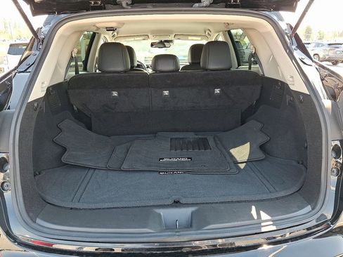 Used 2023 Nissan Murano SV w/ SV Midnight Edition Package image 29