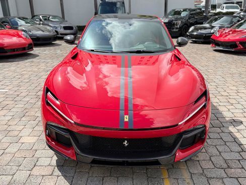 Used 2025 Ferrari Purosangue image 5