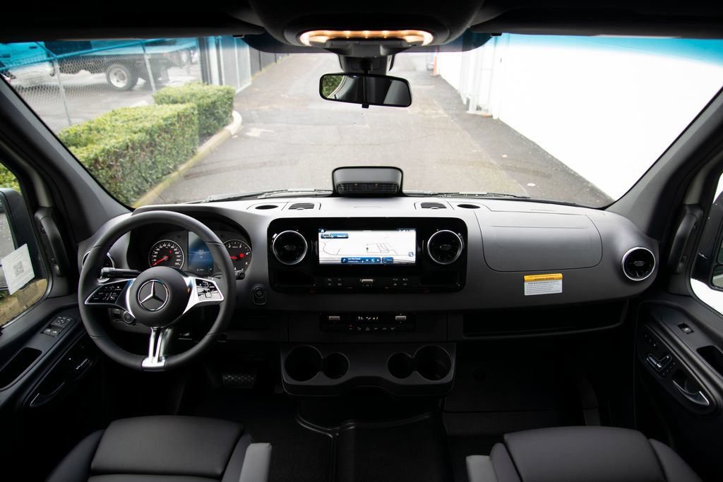 New 2026 Mercedes-Benz Sprinter 2500 image 17