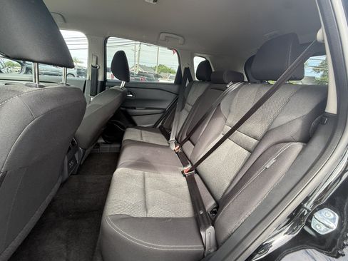 Used 2025 Nissan Rogue SV AWD/4WD image 27