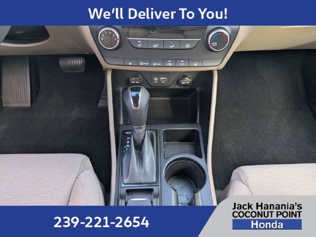 Used 2019 Hyundai Tucson Value FWD image 19