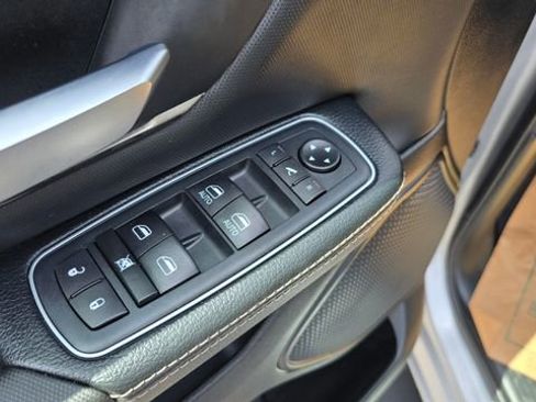 Used 2020 RAM 1500 Sport w/ Night Edition image 20