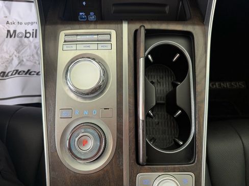 Used 2024 Genesis GV80 2.5T image 30