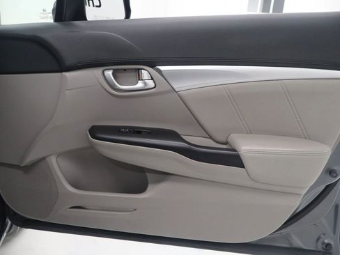 Used 2013 Honda Civic EX-L image 29