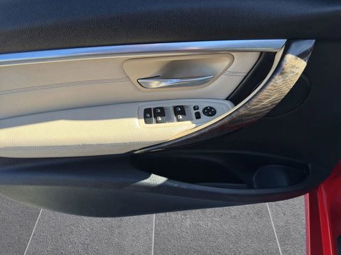 Used 2017 BMW 330i Sedan image 26