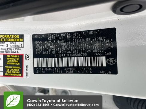 Used 2025 Toyota Camry SE FWD image 23