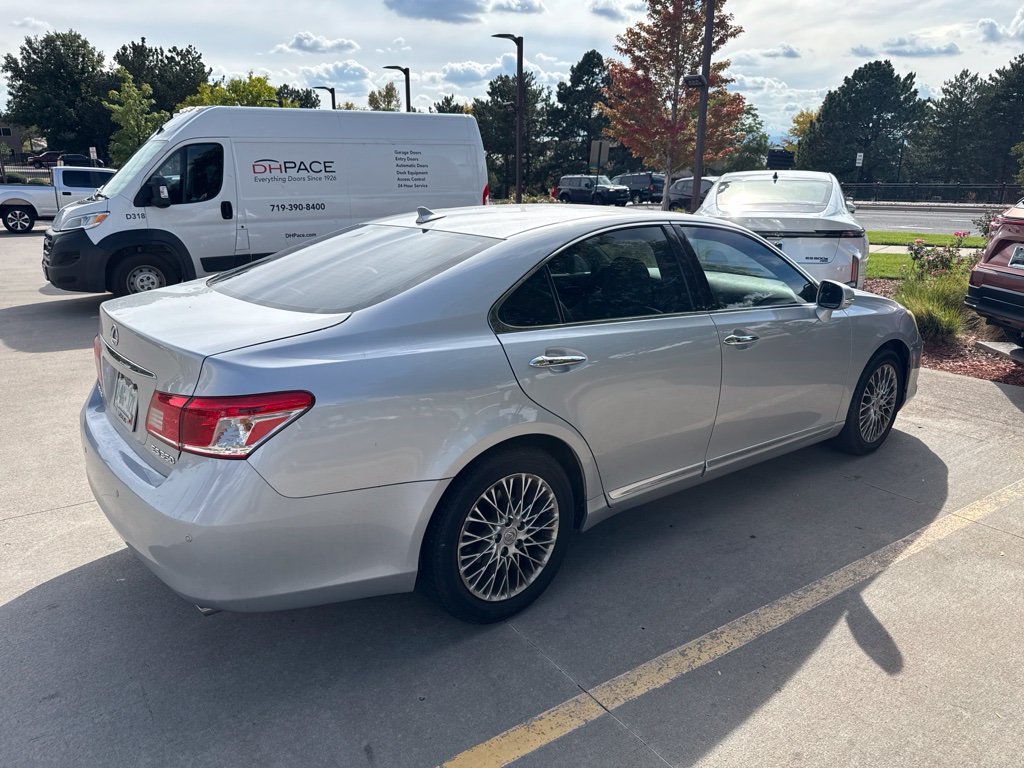 Used 2010 Lexus ES 350 FWD image 3