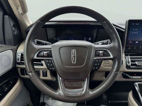 Used 2024 Lincoln Navigator L Reserve AWD/4WD image 28