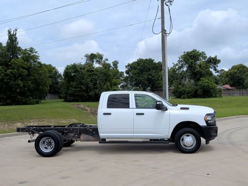 Used 2024 RAM 3500 Tradesman AWD/4WD image 9