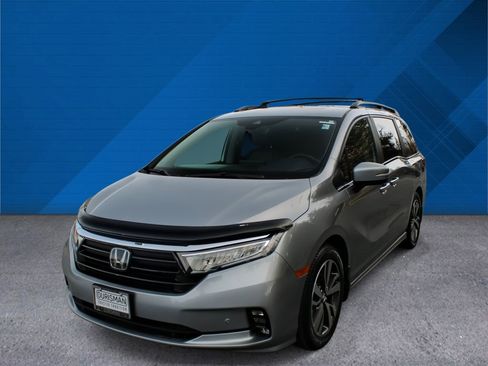 Certified 2024 Honda Odyssey Touring image 5