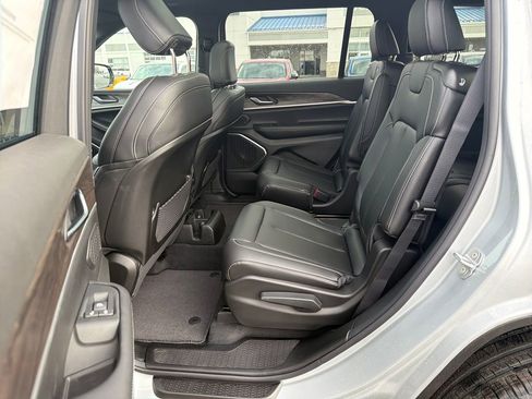 New 2026 Jeep Grand Cherokee L Limited w/ Limited Altitude Package image 25