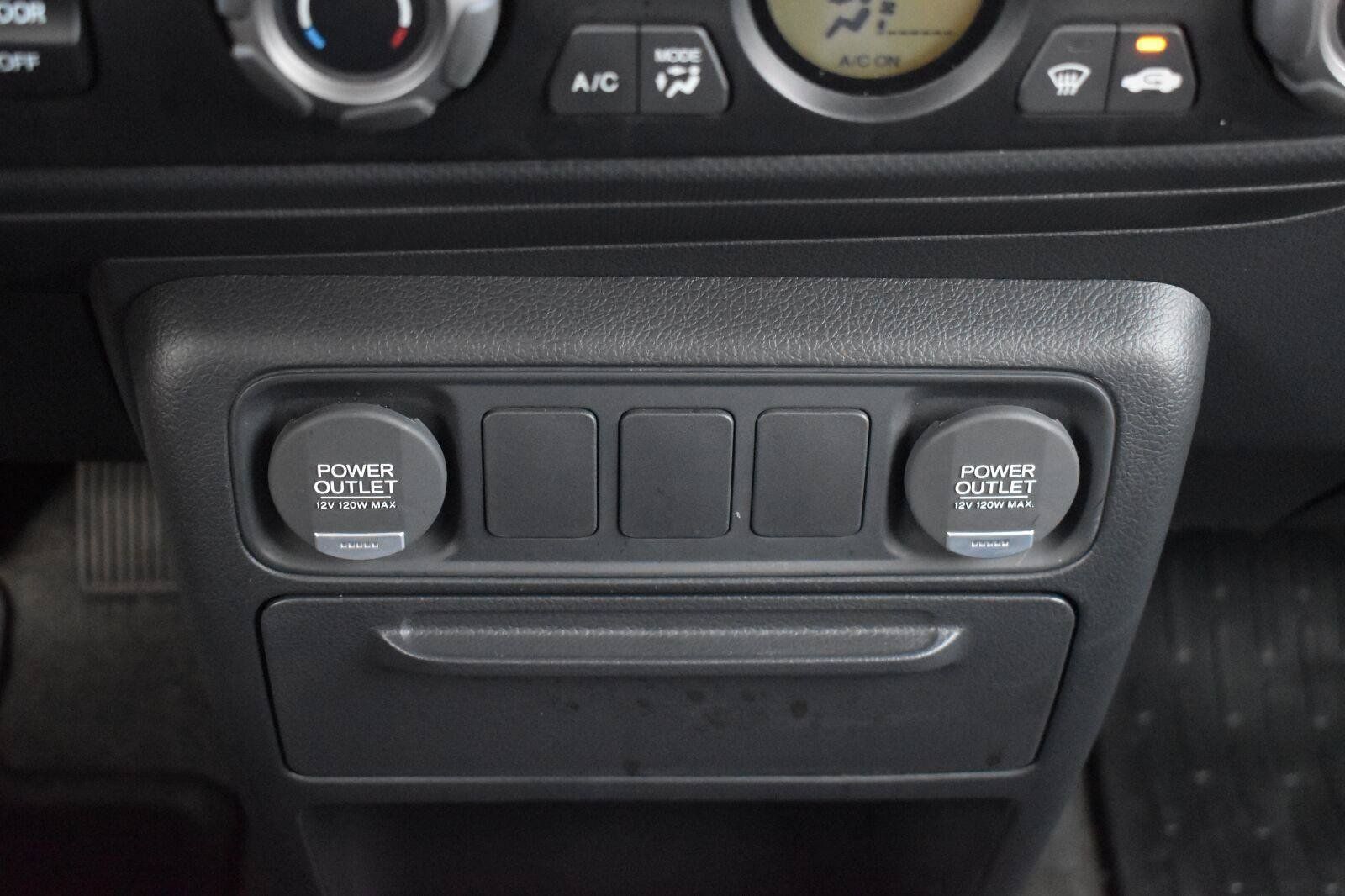 Used 2014 Honda Ridgeline RTS image 11