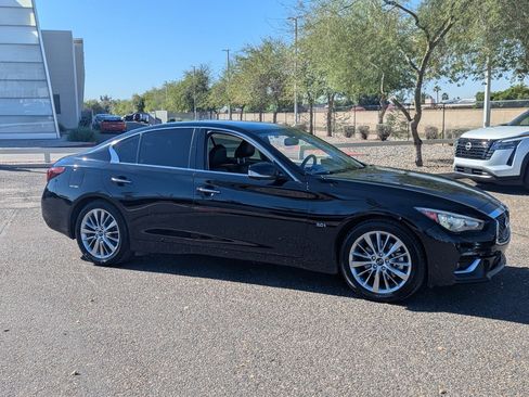 Used 2019 INFINITI Q50 Luxe w/ Essential Package (3.0T Luxe) image 6