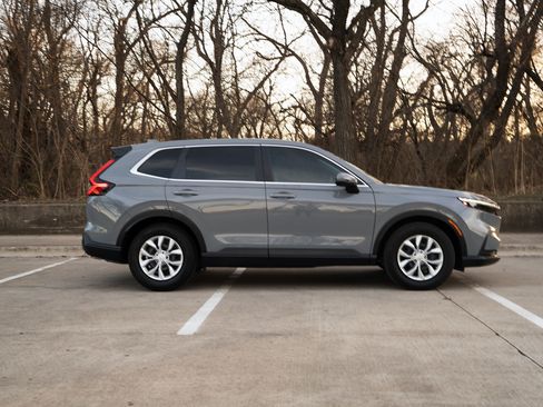 Certified 2024 Honda CR-V LX image 10
