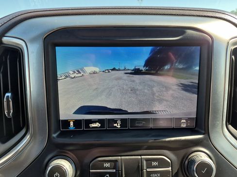 Used 2023 Chevrolet Silverado 2500 LTZ w/ Gooseneck/5TH Wheel Package image 15