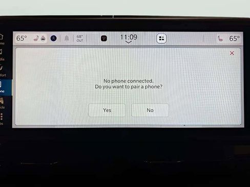 Used 2025 Jeep Wrangler Unlimited Sahara w/ Safety Group image 39