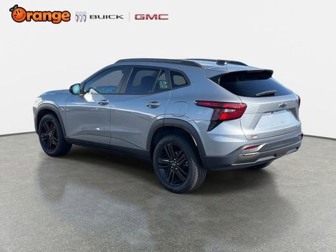 Used 2025 Chevrolet Trax ACTIV w/ Driver Confidence Package image 5