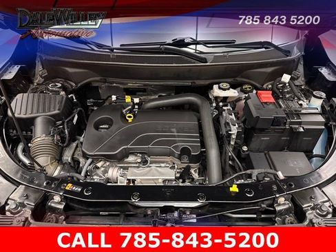 Used 2025 Chevrolet Equinox LT w/ Convenience Package II image 18