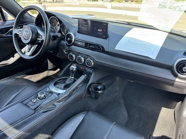Used 2025 MAZDA MX-5 Miata RF Grand Touring RWD image 12