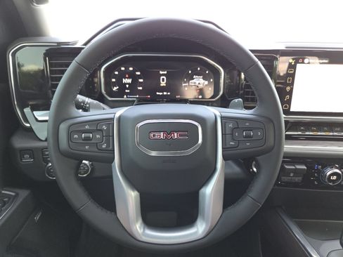New 2026 GMC Sierra 1500 SLT w/ SLT Premium Plus Package AWD/4WD image 29