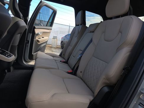 New 2026 Volvo XC90 B6 Plus w/ Protection Package Premier image 23