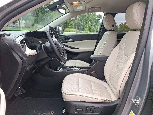 Used 2024 Buick Encore GX Avenir w/ Avenir Convenience Package AWD/4WD image 2