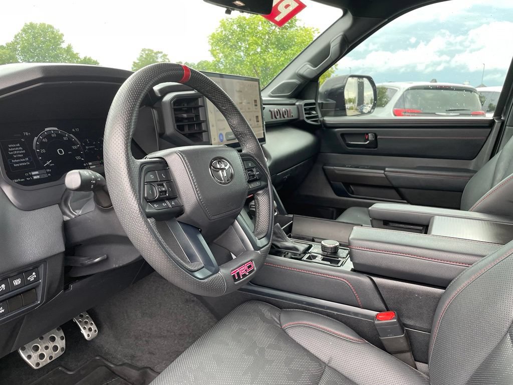 Used 2025 Toyota Sequoia TRD Pro AWD/4WD image 10