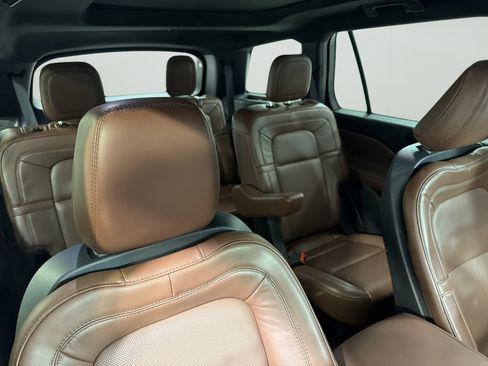 Used 2025 Lincoln Aviator Reserve w/ Jet Appearance Package RWD image 14