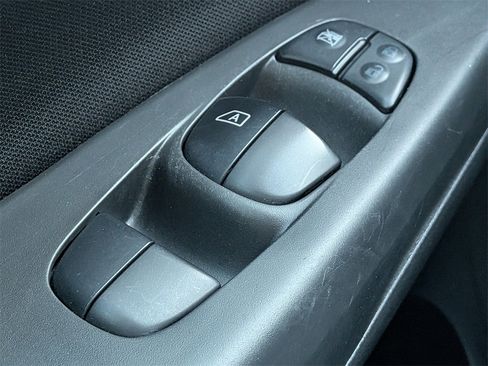 Used 2019 Nissan Sentra SV image 21