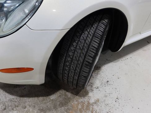 Used 2005 Lexus SC 430 Convertible RWD image 12