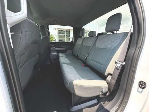 Used 2023 Ford F250 XLT w/ Black Appearance Package AWD/4WD image 25