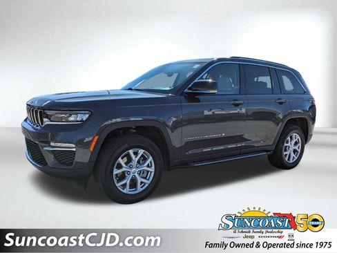 Certified 2022 Jeep Grand Cherokee Limited image 1