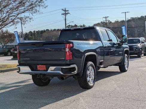 Used 2022 Chevrolet Silverado 2500 LTZ w/ Z71 Off-Road Package image 8