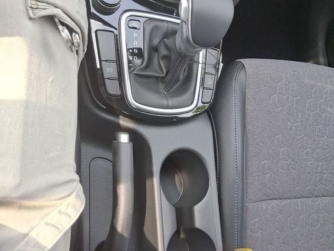 New 2026 Kia Seltos S FWD image 14
