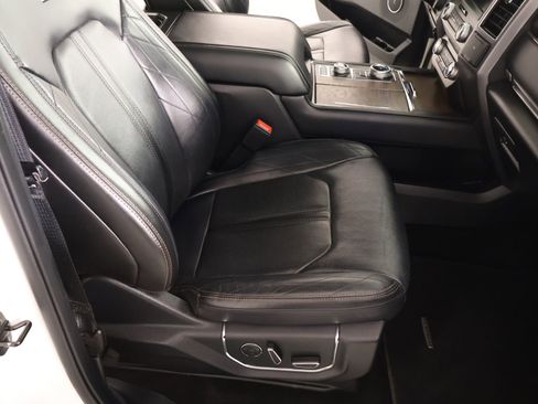 Used 2021 Ford Expedition Platinum image 15