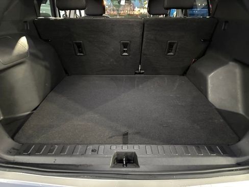 Used 2021 Chevrolet Equinox LS w/ LS Convenience Package image 22