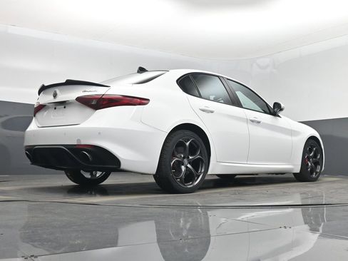 Used 2018 Alfa Romeo Giulia Ti Sport w/ Quick Order Package 22S Sport image 52