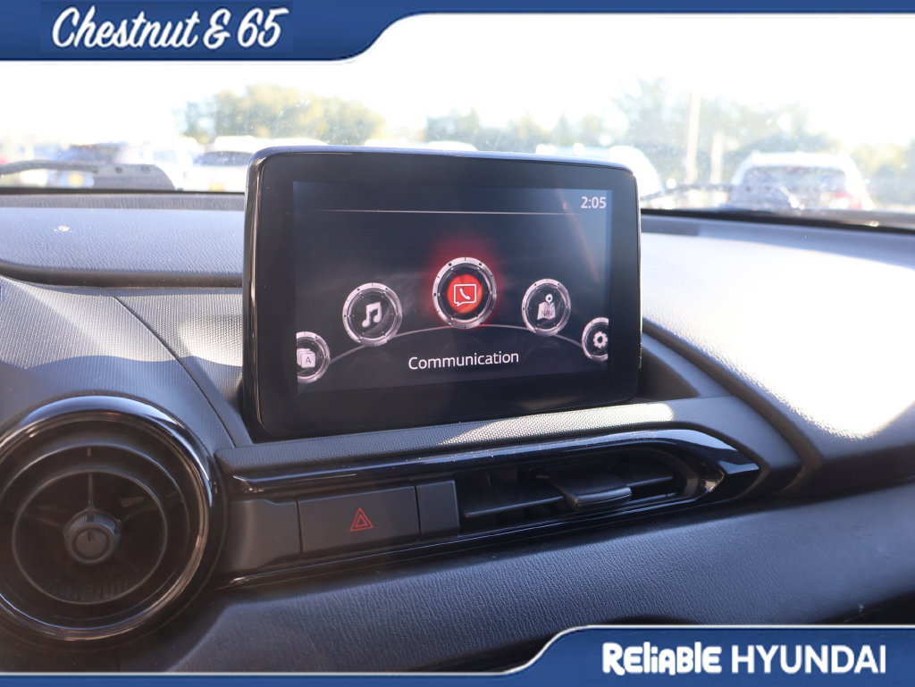Used 2023 MAZDA MX-5 Miata Sport RWD image 31