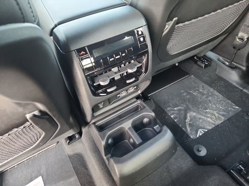 New 2025 Jeep Grand Cherokee L Altitude image 33