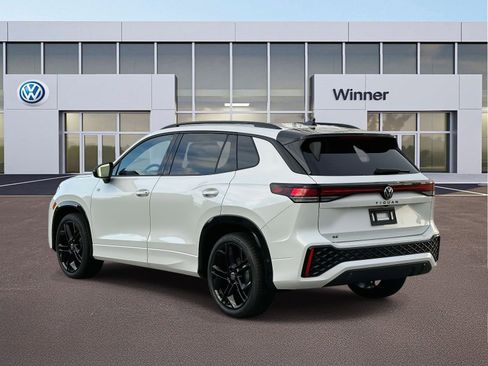 New 2026 Volkswagen Tiguan SE R-Line image 3